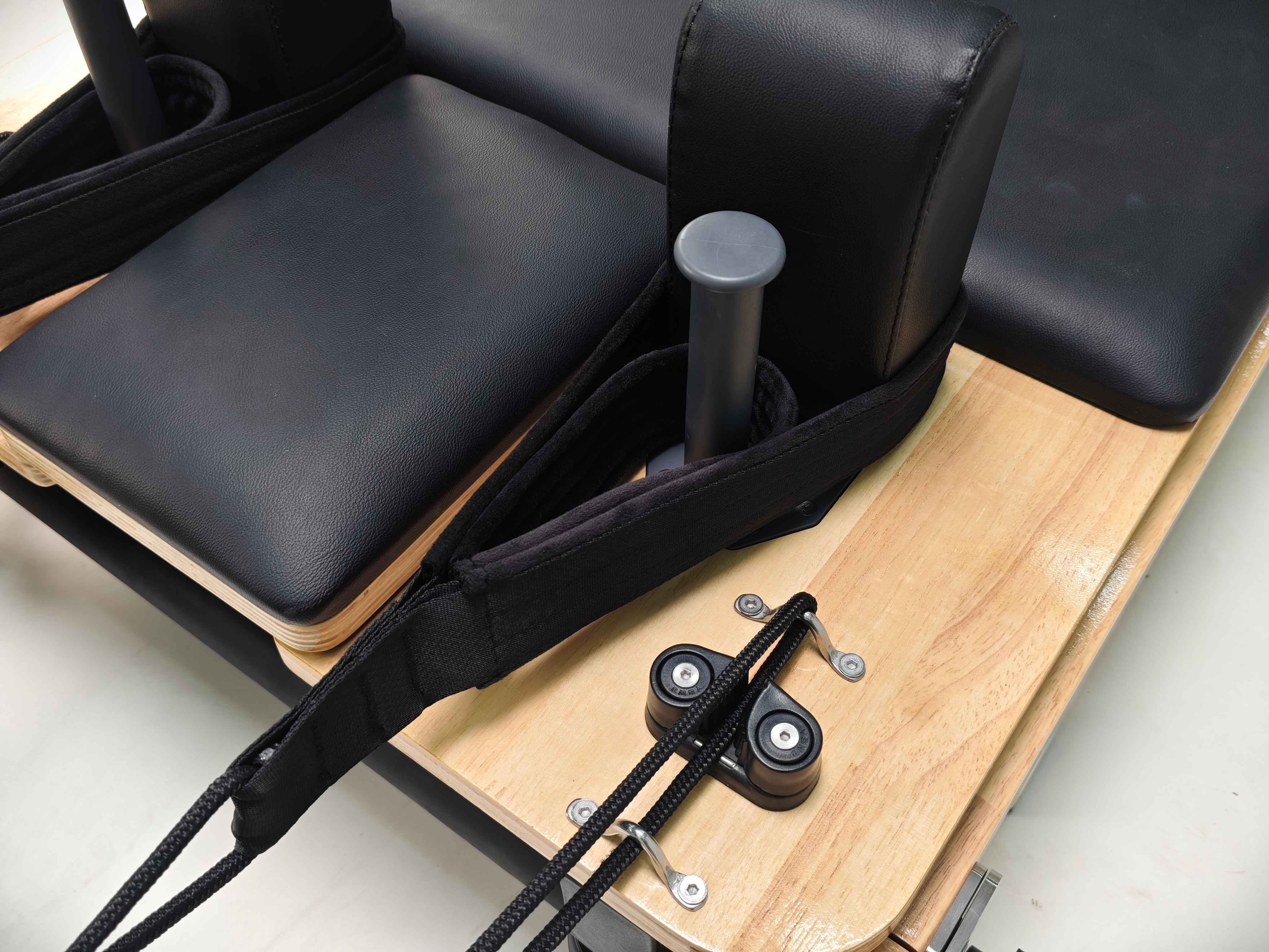Premium Oak Foldable Pilates R - Pilates & Yoga Unleashed International Academy Yonkers ulasan dan harga